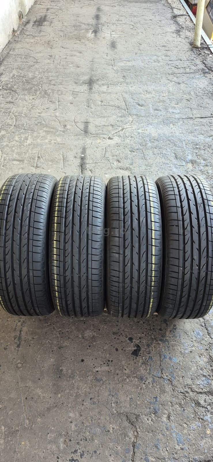 4 anvelope vara ca noi Bridgestone 225/55/18.Pretul este pe bucata.