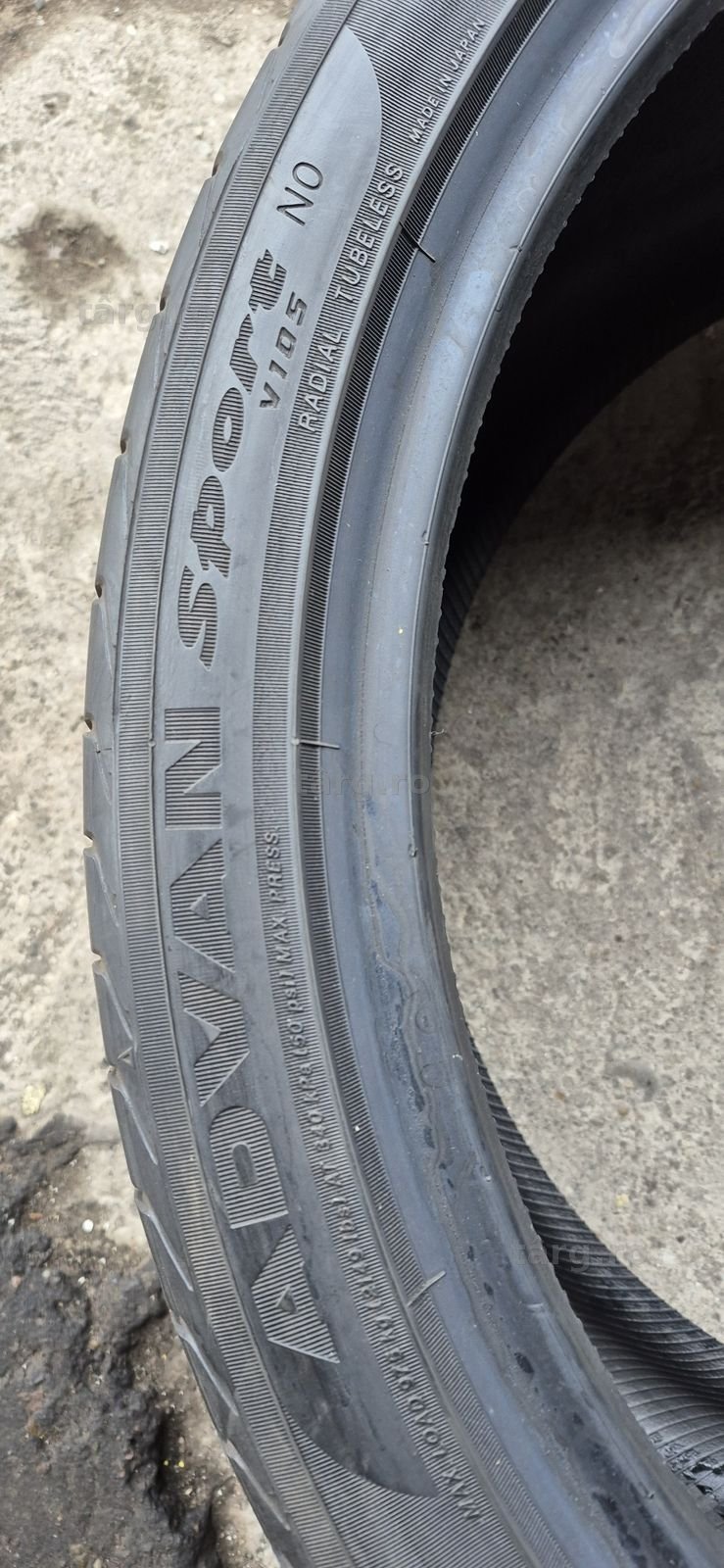 4 anvelope vara Yokohama,fata 285/35/22,spate 315/30/22.Pret/bucata 5