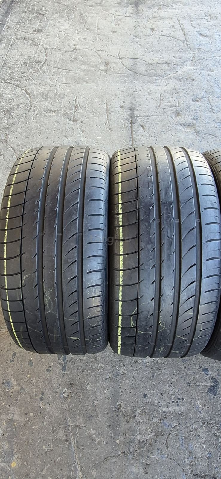 4 anvelope vara runflat Dunlop,fata 285/35/21,spate 325/30/21.Pretul este pe bucata. 2