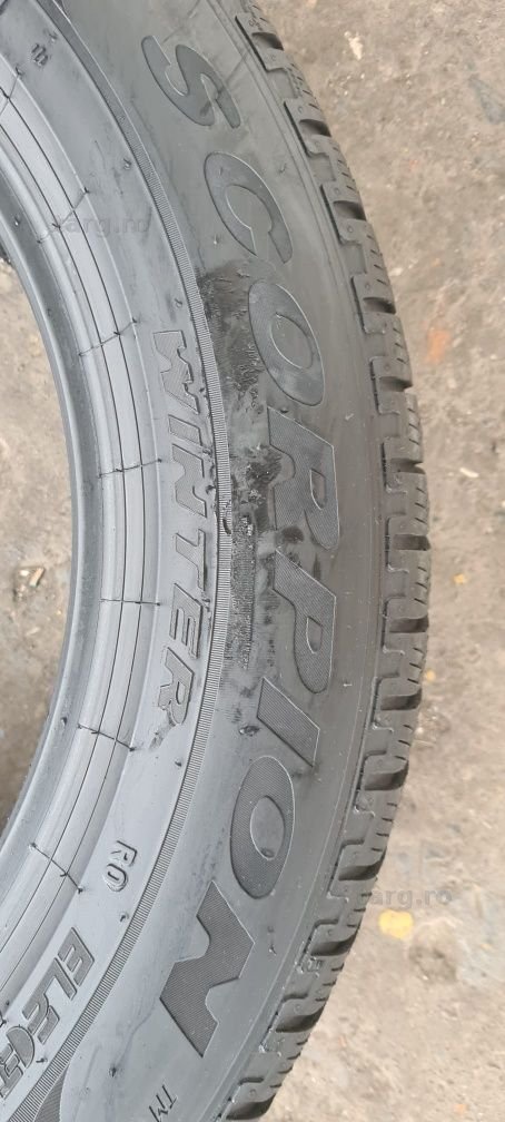 2 anvelope iarna Pirelli 235/60/19,dot 2024.Pretul este pe bucata. 4