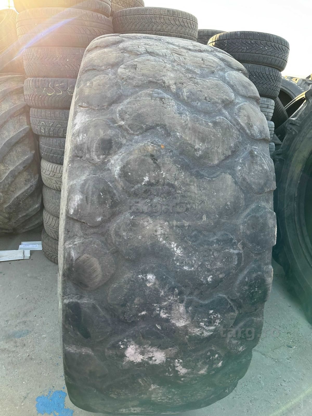 Cauciuc sh industrial 23.5 R25