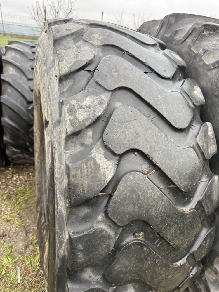 20,5r25 michelin 2