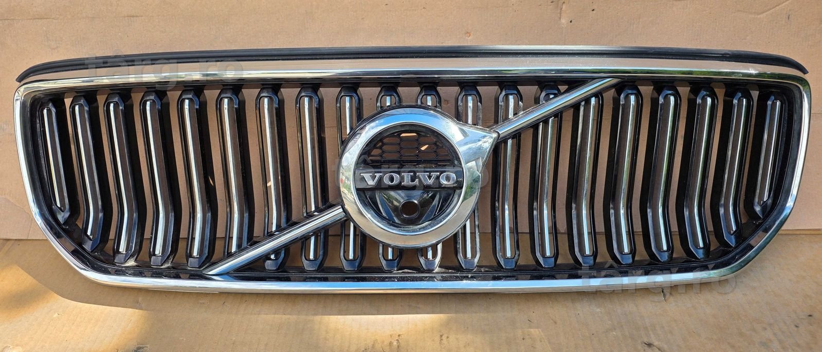 Grila radiator cu camera Volvo Xc40 2019 / 2020 / 2021 2022