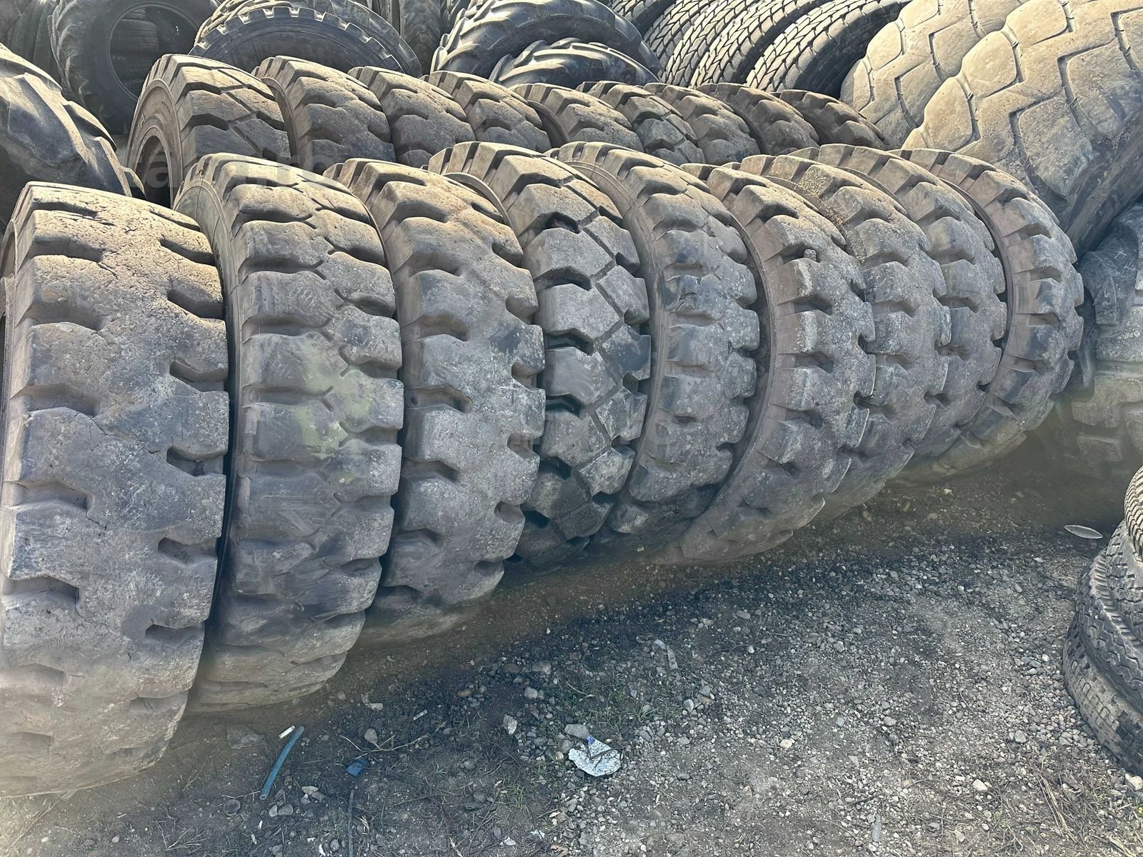 Anvelope 1200 r20 pline