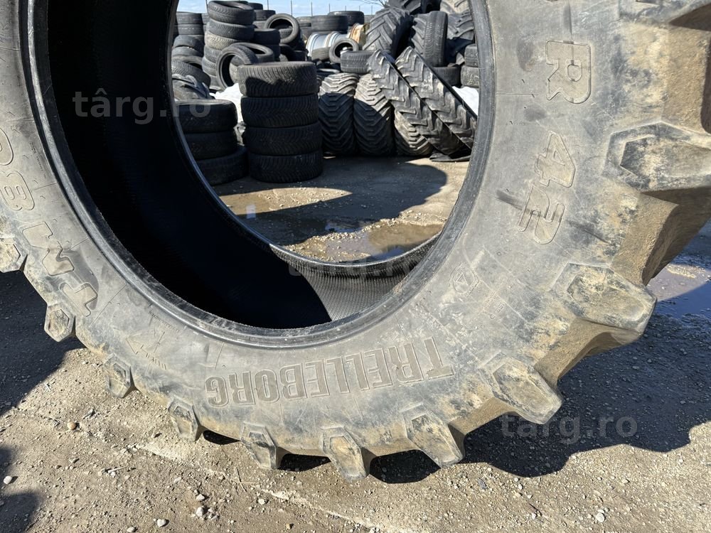 650/65r42 trelleborg 4