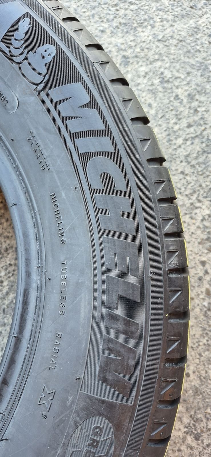 4 anvelope vara ca noi Michelin 215/65/15,dot 2023.Pretul este pe bucata. 4