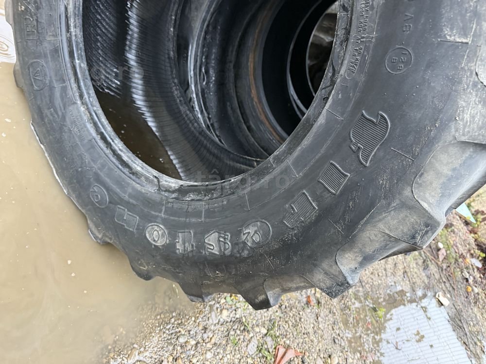 440/65r24 firestone 3