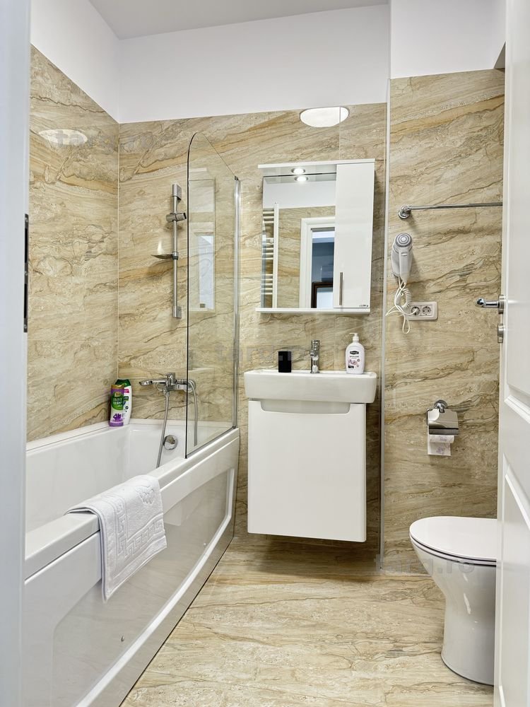 B Cazare Regim Hotelier turisti / firme / muncitori Centru - 1-2 Cam 4