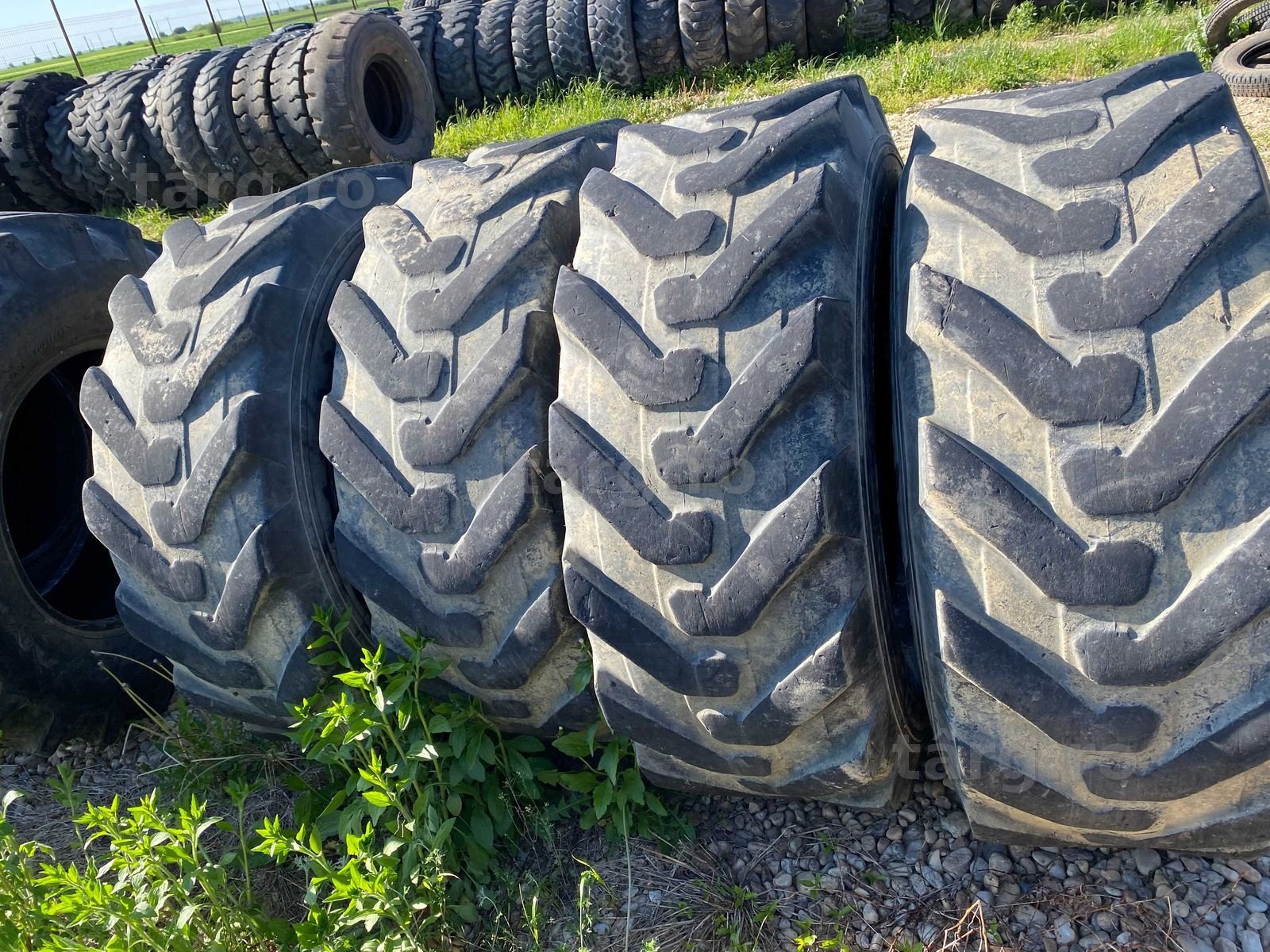 Anvelope 15.5/80 r24