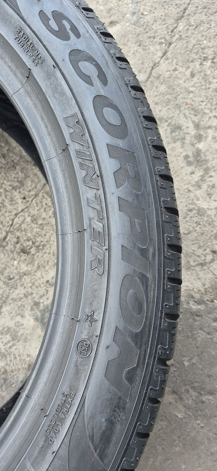 4 anvelope iarna runflat Pirelli 285/45/21.Pretul este pe bucata. 5