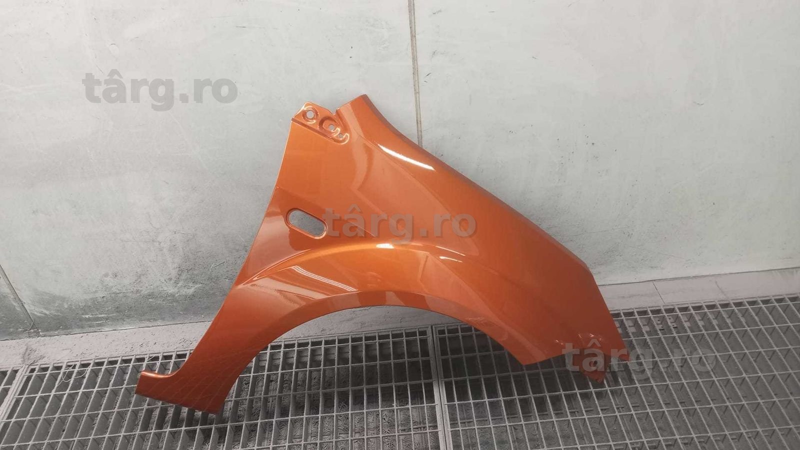 Aripa Fata Dreapta Ford Fiesta 2002-2008 (Flare (Portocaliu))