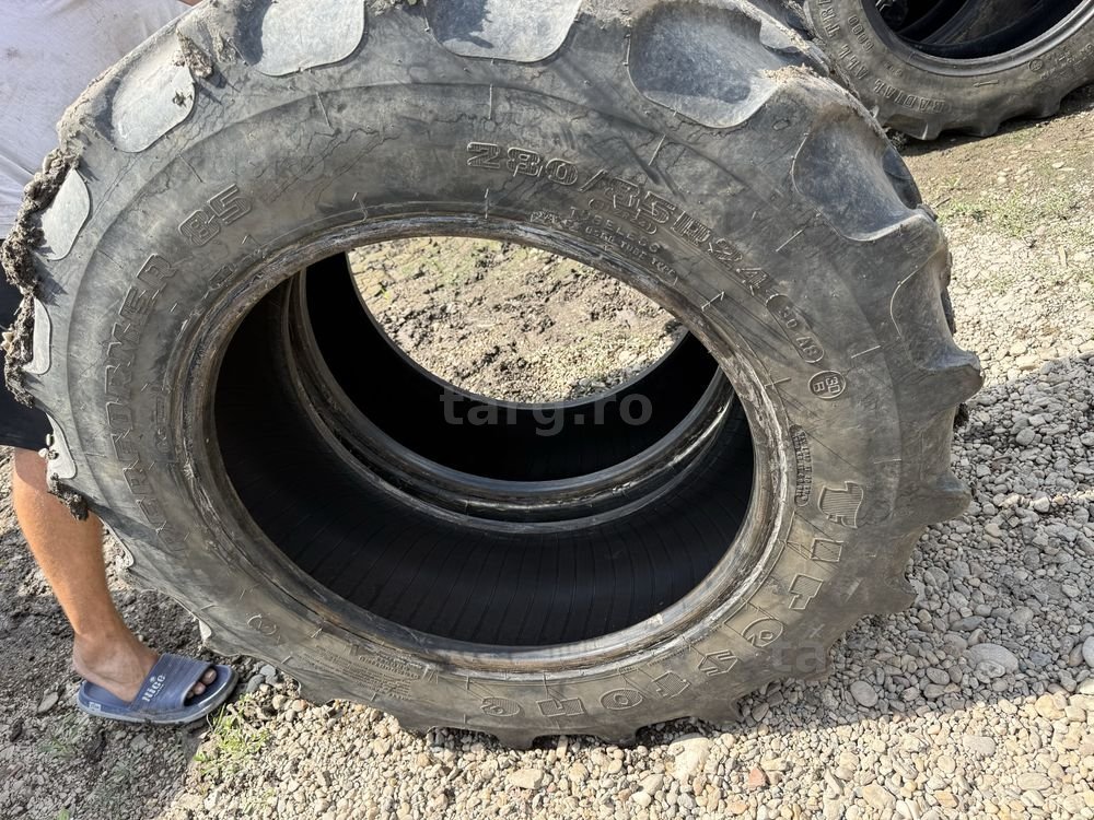 11,2r24 firestone 4