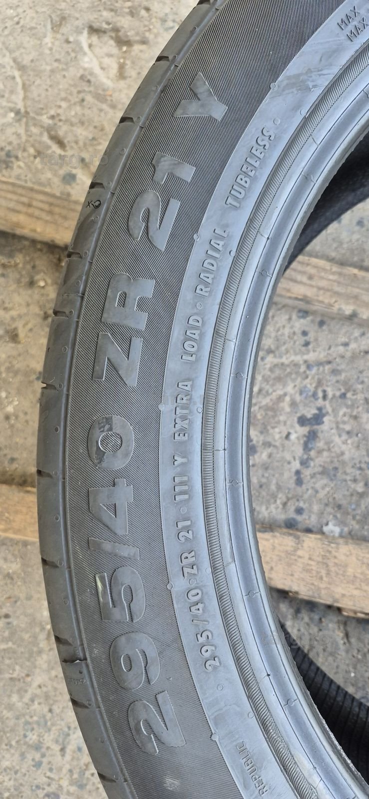 2 anvelope vara Continental 295/40/21,dot 2020.Pretul este pe bucata. 5