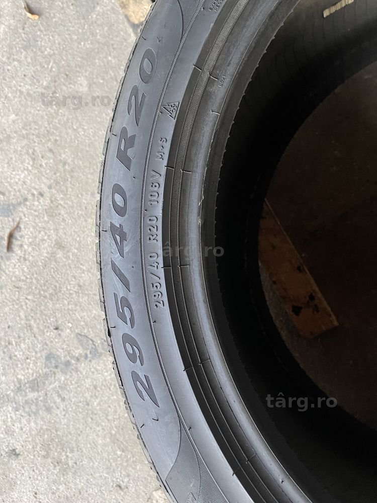 4 anvelope de iarna 295/40/20  Pirelli 5