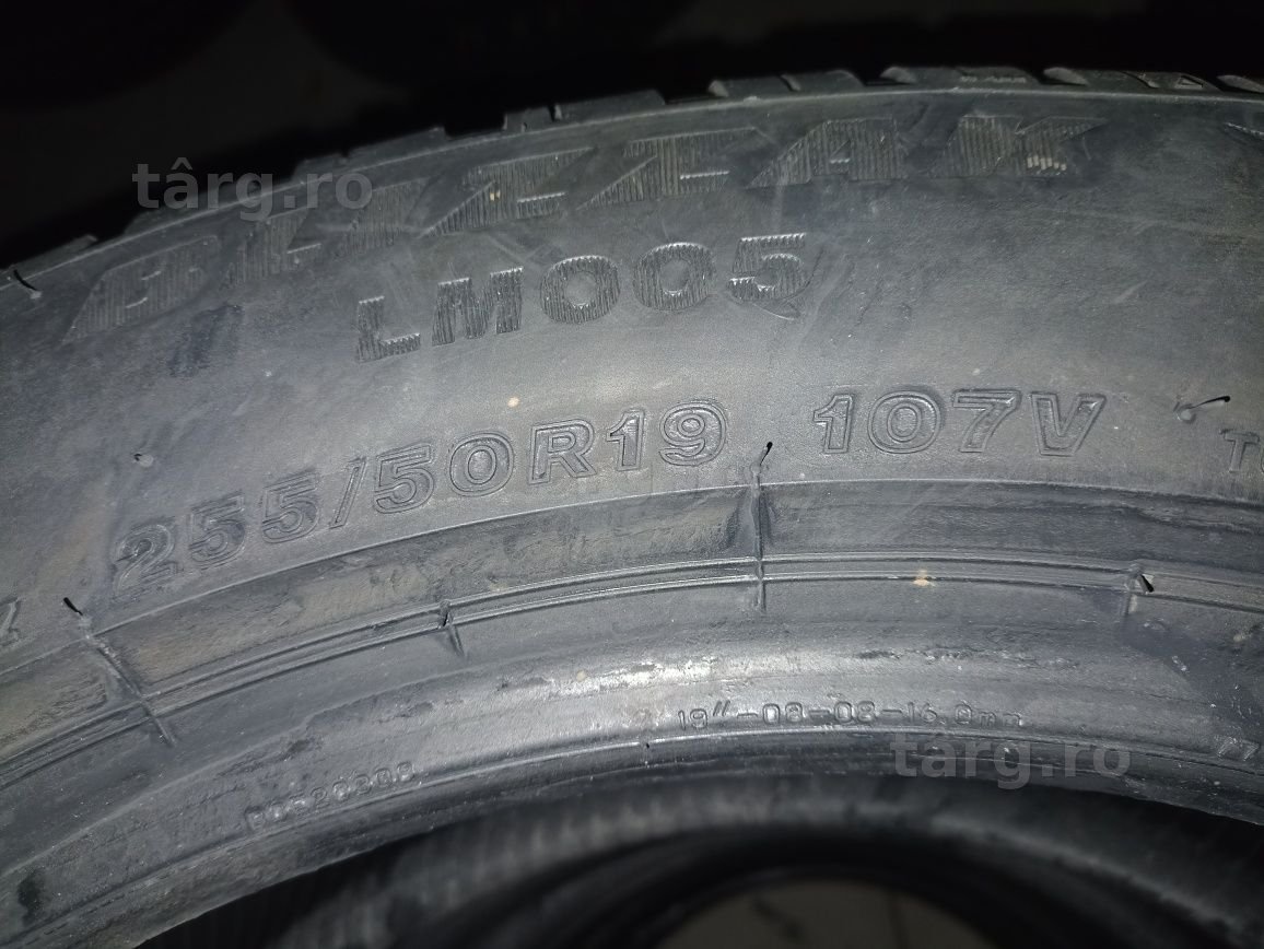 4 anvelope de iarna Bridgestone 2x235/55 R19 dot1521 2x255/50 R19 8