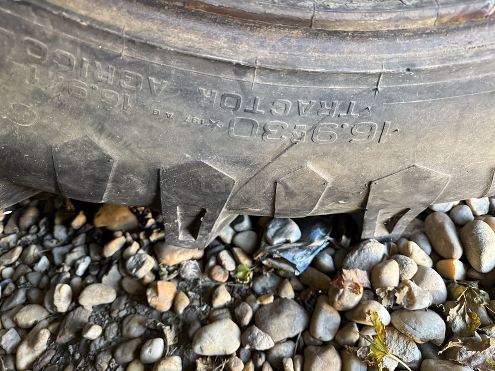 16,9r30 pirelli tractor 4