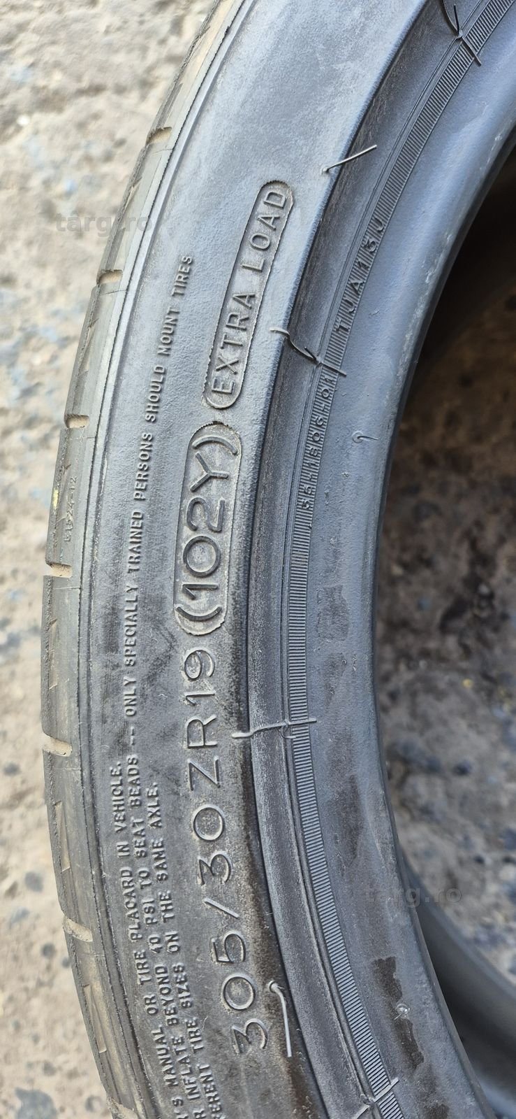 2 anvelope vara Michelin 305/30/19.Pretul este pe bucata. 6