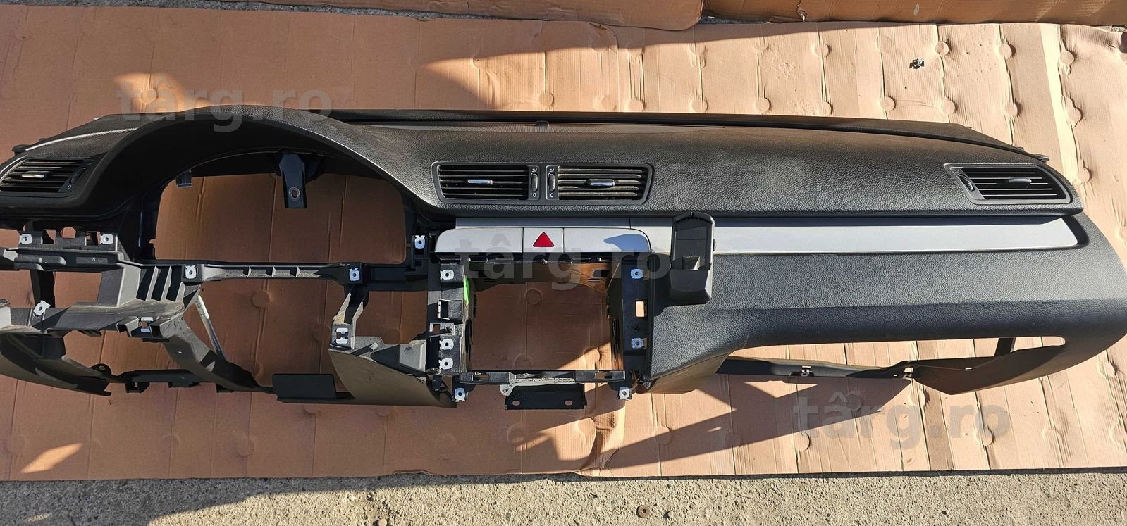 Plansa bord cu airbag pasager Vw Passat B6 2007 / 2008 / 2009 2010