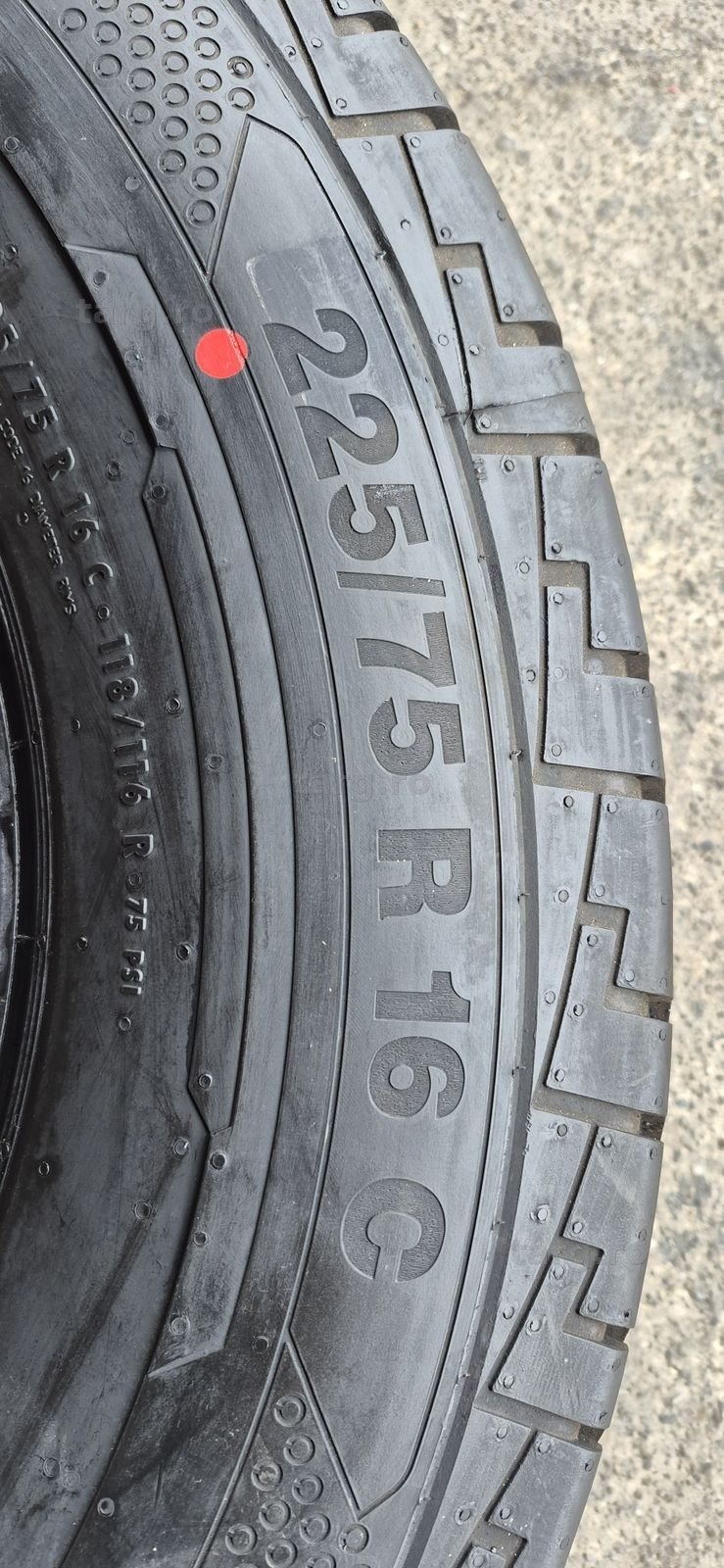 4 anvelope vara noi Continental 225/75/16C;118/116R,dot 2024.Pret/bucata. 6
