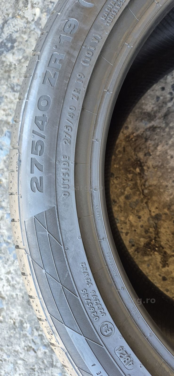 4 anvelope vara noi,fata Dunlop 245/45/19,spate Continental 275/40/19.Pretul este pe bucata. 8