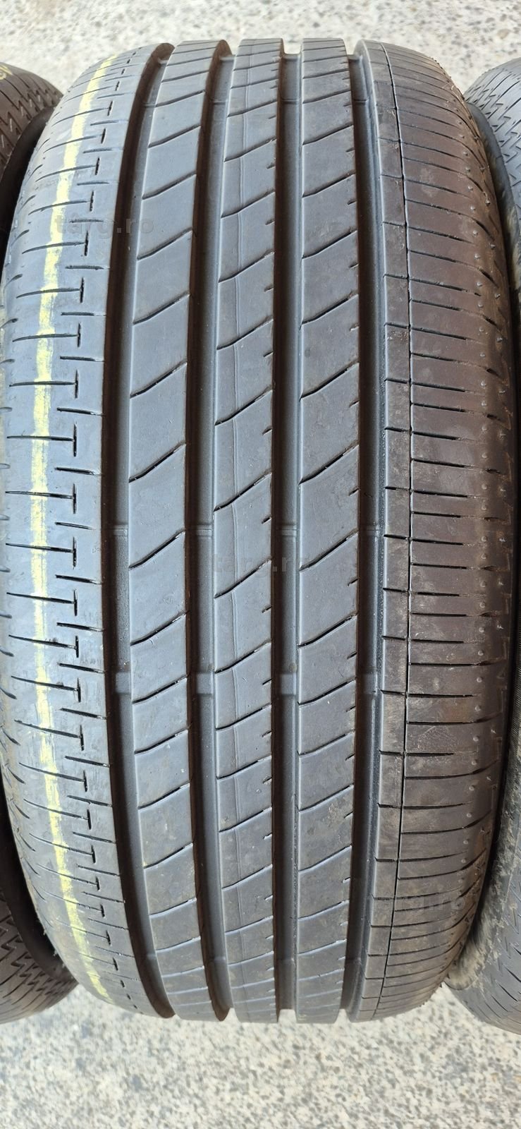 4 anvelope vara ca noi Bridgestone 215/45/18.Pretul este pe bucata. 3