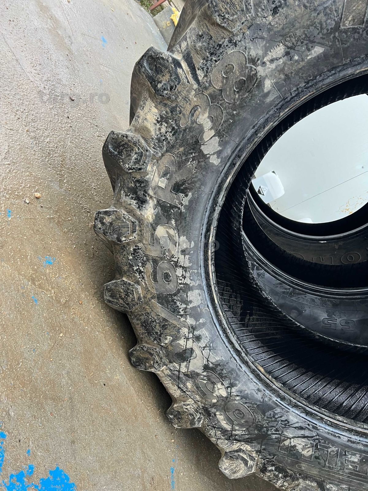 Cauciuc 650.65 R38 Pirelli 2