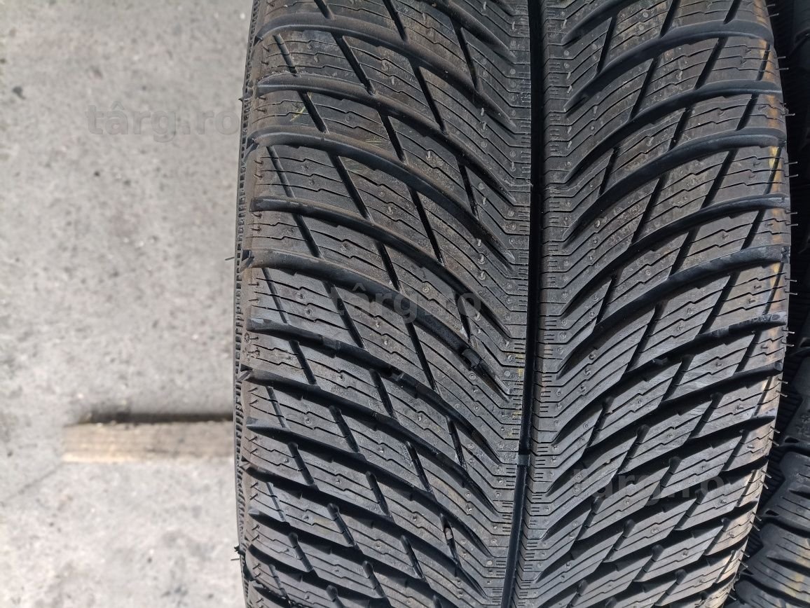 2 anvelope de iarna Michelin 235/45 R19 dot 3820 2
