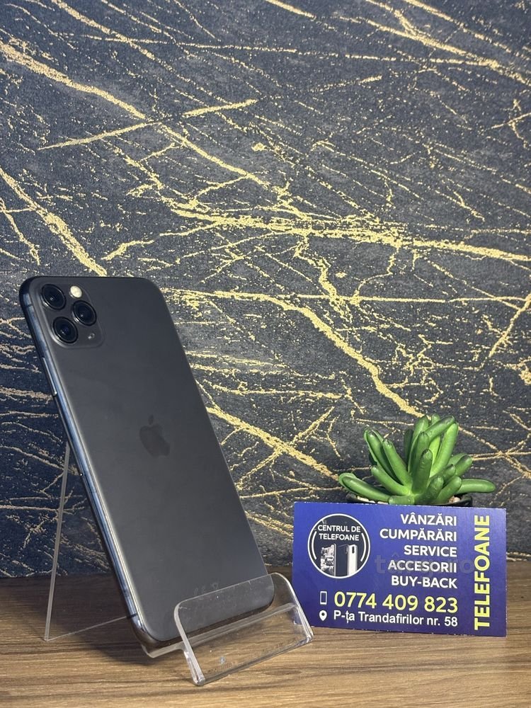 Iphone 11 Pro Max/64GB/2 Ani Garantie Centrul de Telefoane/rate