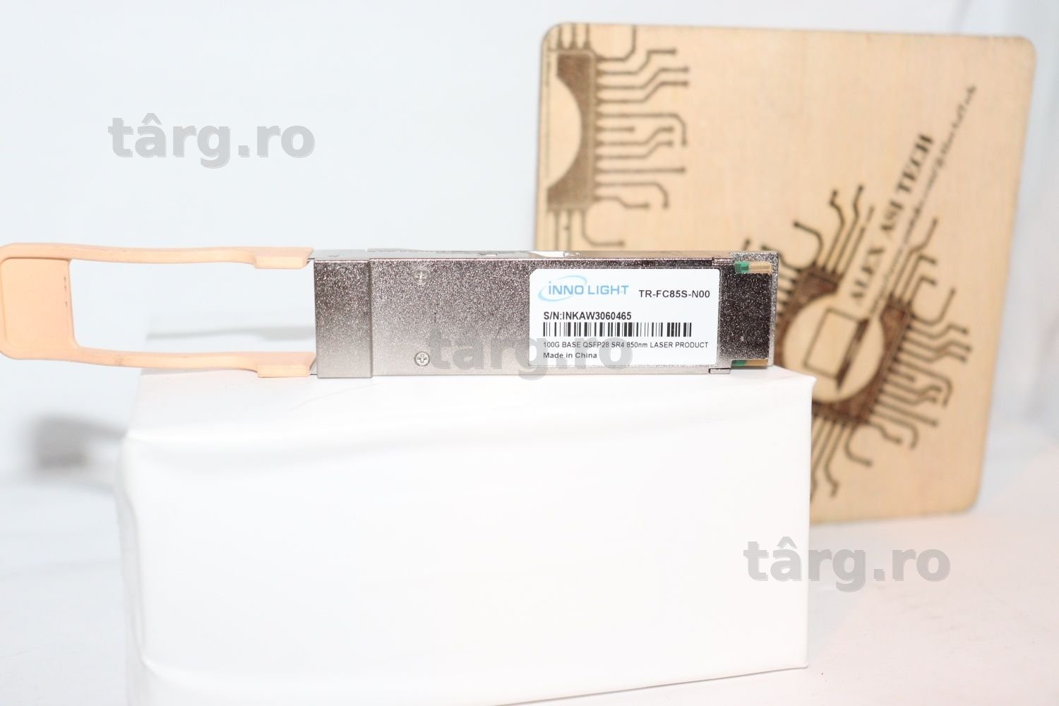 Transceiver QSFP28 INNOLIGHT 100GBase-SR4 100m MTP/MPO TR-FC85S-N00