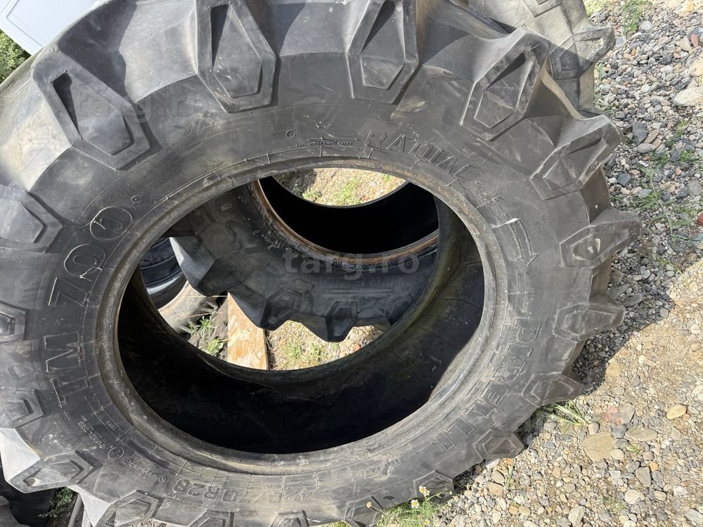 420/70r28 pirelli 4