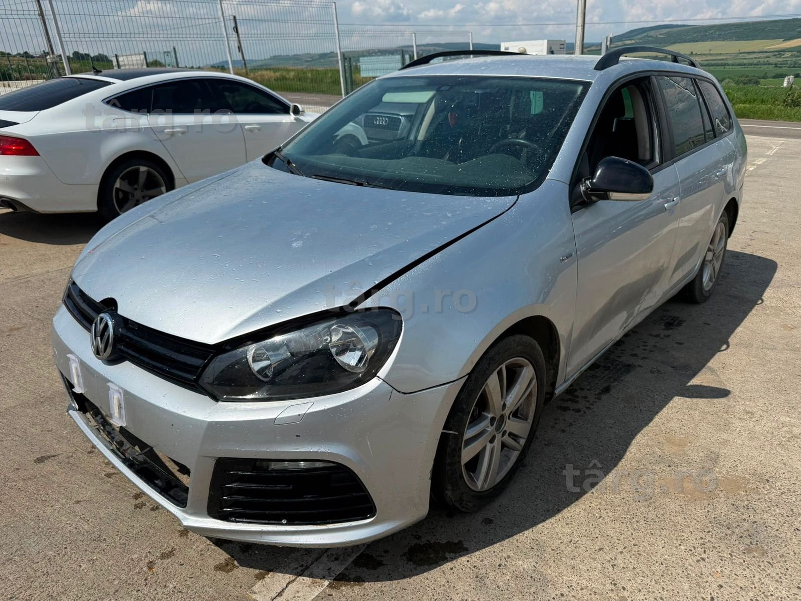 Dezmembrez Vw golf 6 2011 break 1.6 tdi CAY argintie LA7W volan stanga