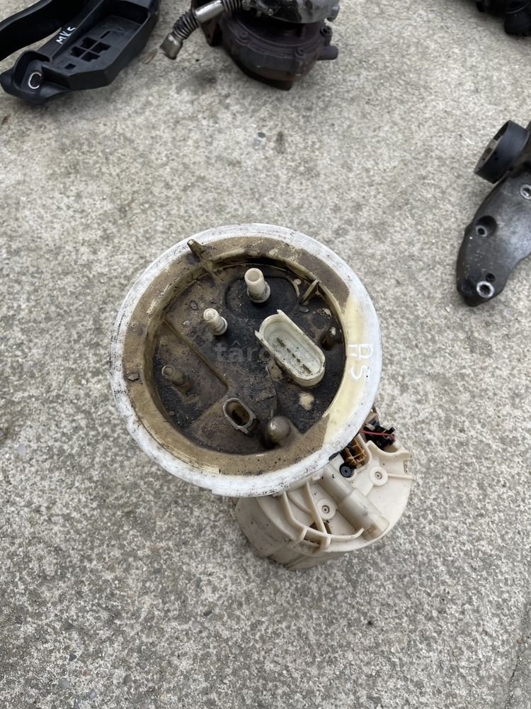 Pompa combustibil motorina / benzina rezervor webasto  Audi A4 A5 b8
