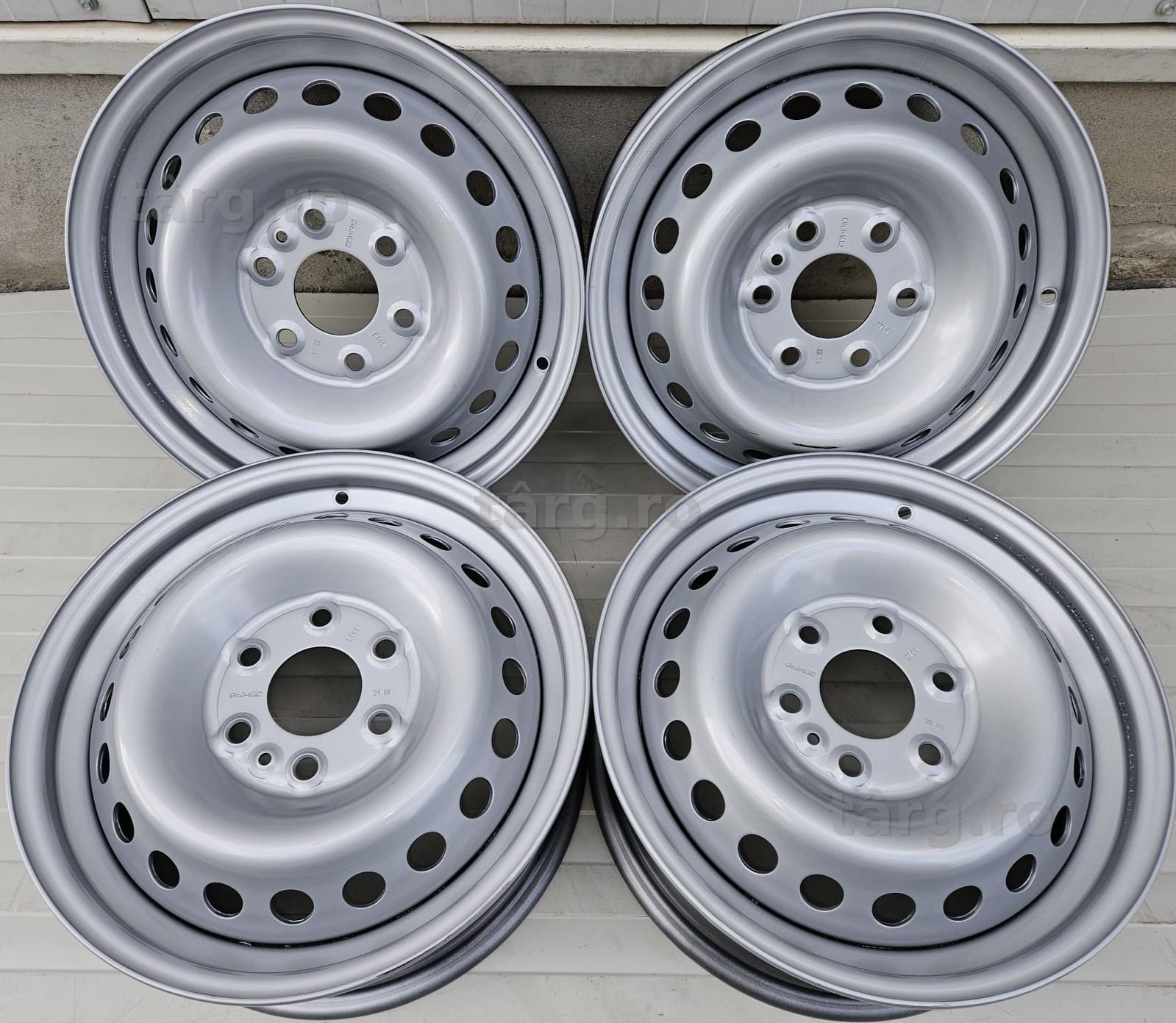 Janta 6.5Jx16 6/125 ET68 CH74.1 pentru IVECO Daily 2