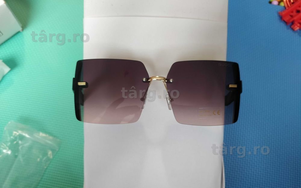 Ochelari de soare Gucci G2324.