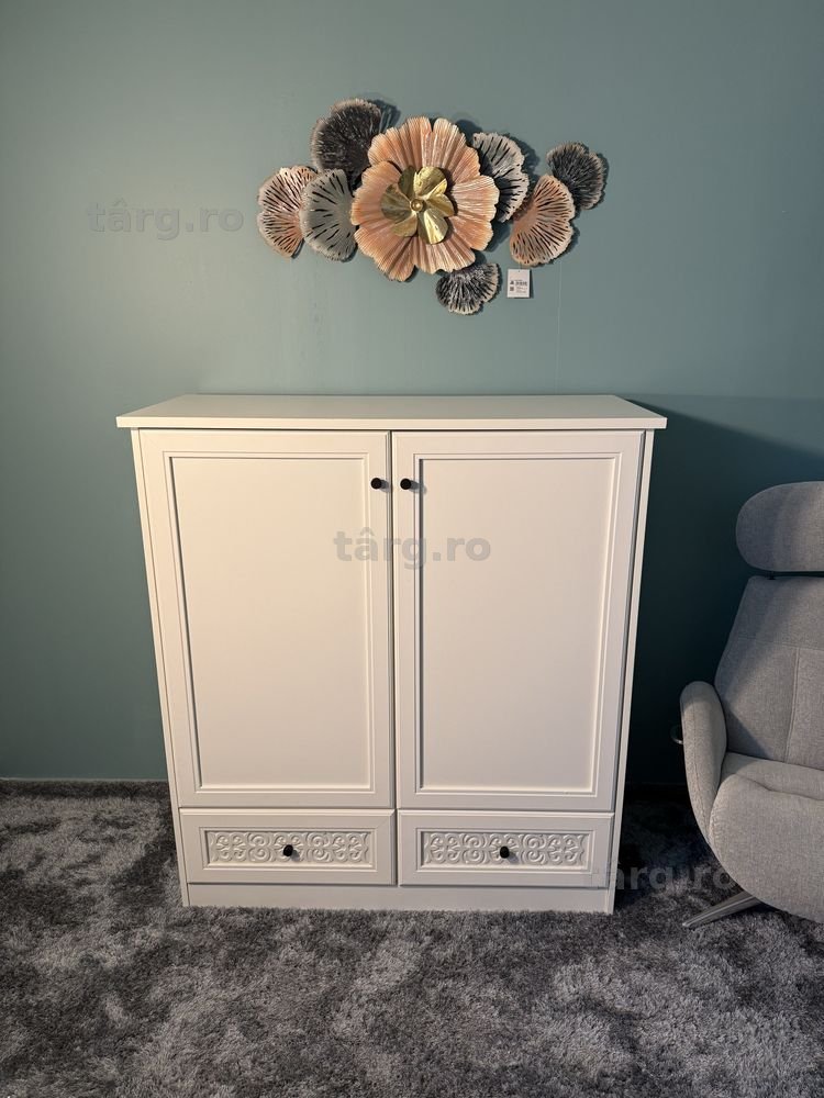 Comoda inalta cu fronturi din MDF 117/50/130