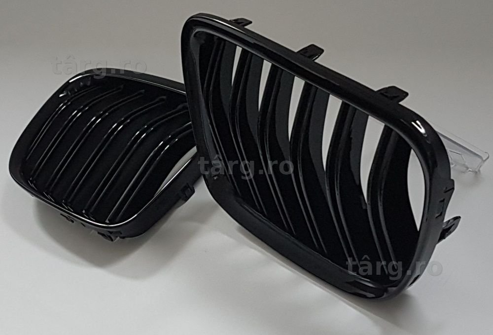 Grile duble M5 design BMW X1 E84 2009-2014 negru lucios