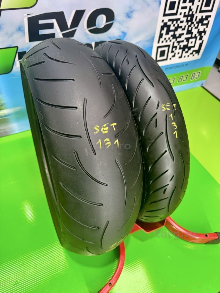 Set Anvelope Moto 120 70 17 si 190 55 17 Metzeler Roadtec Z8 Set131