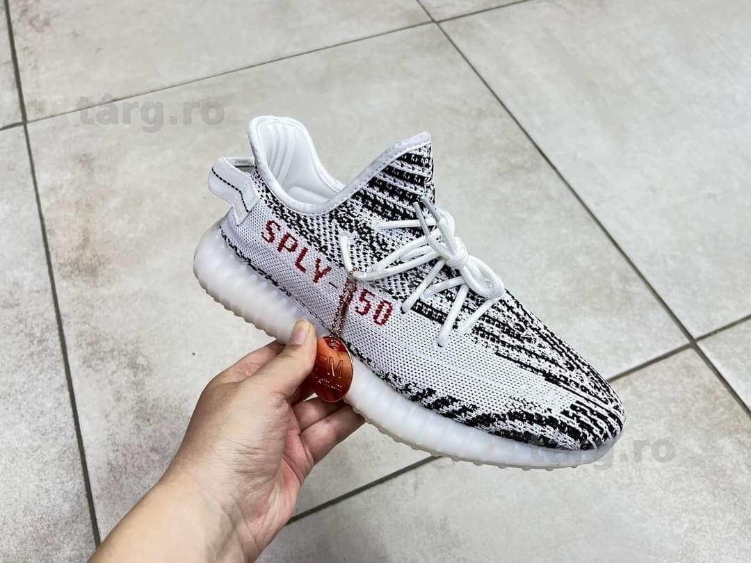 Adidas yeezy boost 350 v2,. 3