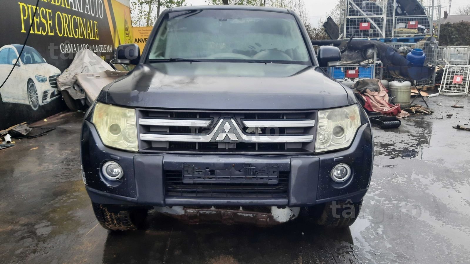 Dezmembrez mitsubishi pajero IV 3.2 DI-D TIP 4M41/bara fata/capota/far