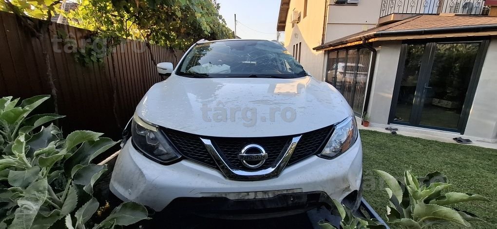 Nissan Qashqai j11,4x4, euro6, 2016 accidentat vând sau schimb