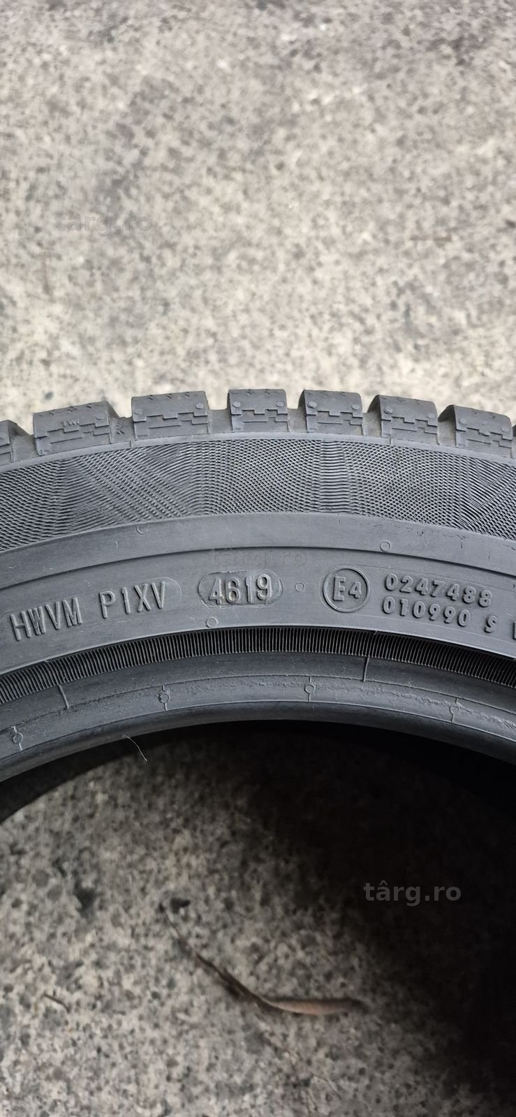 4 anvelope iarna Continental 255/45/17.Pretul este pe bucata. 8