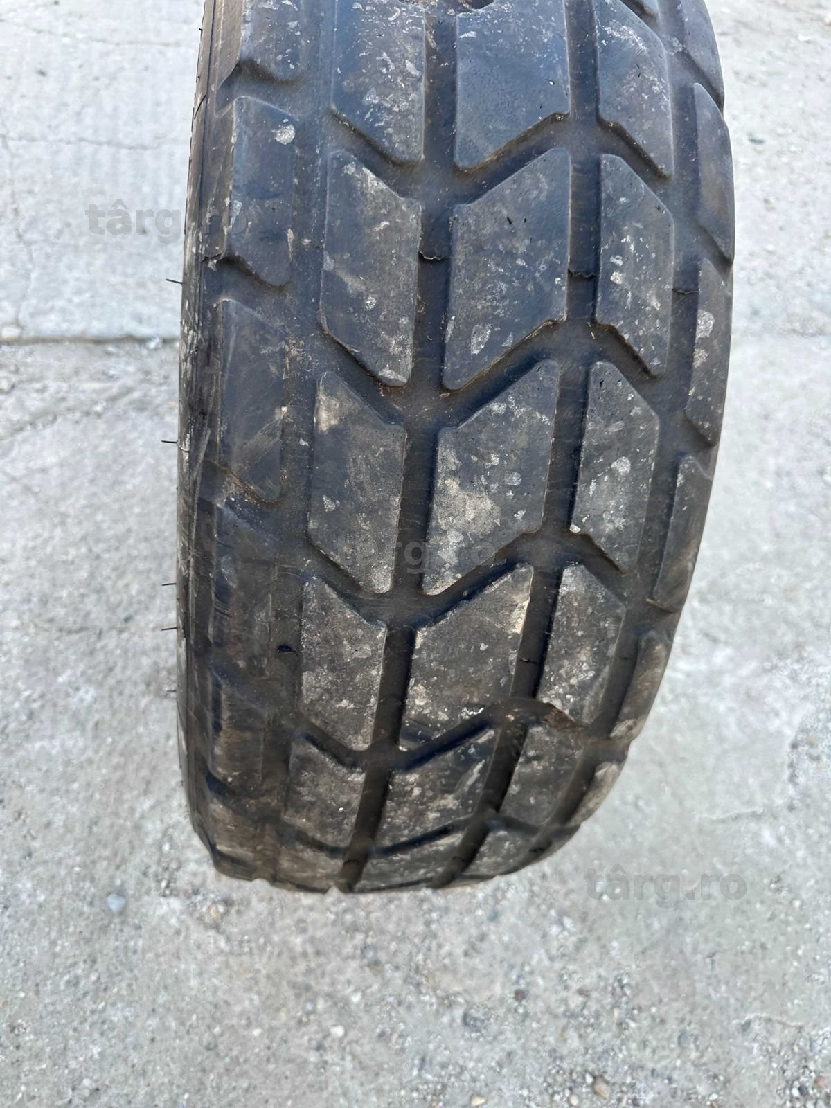 Anvelopa 270/65 R18 4