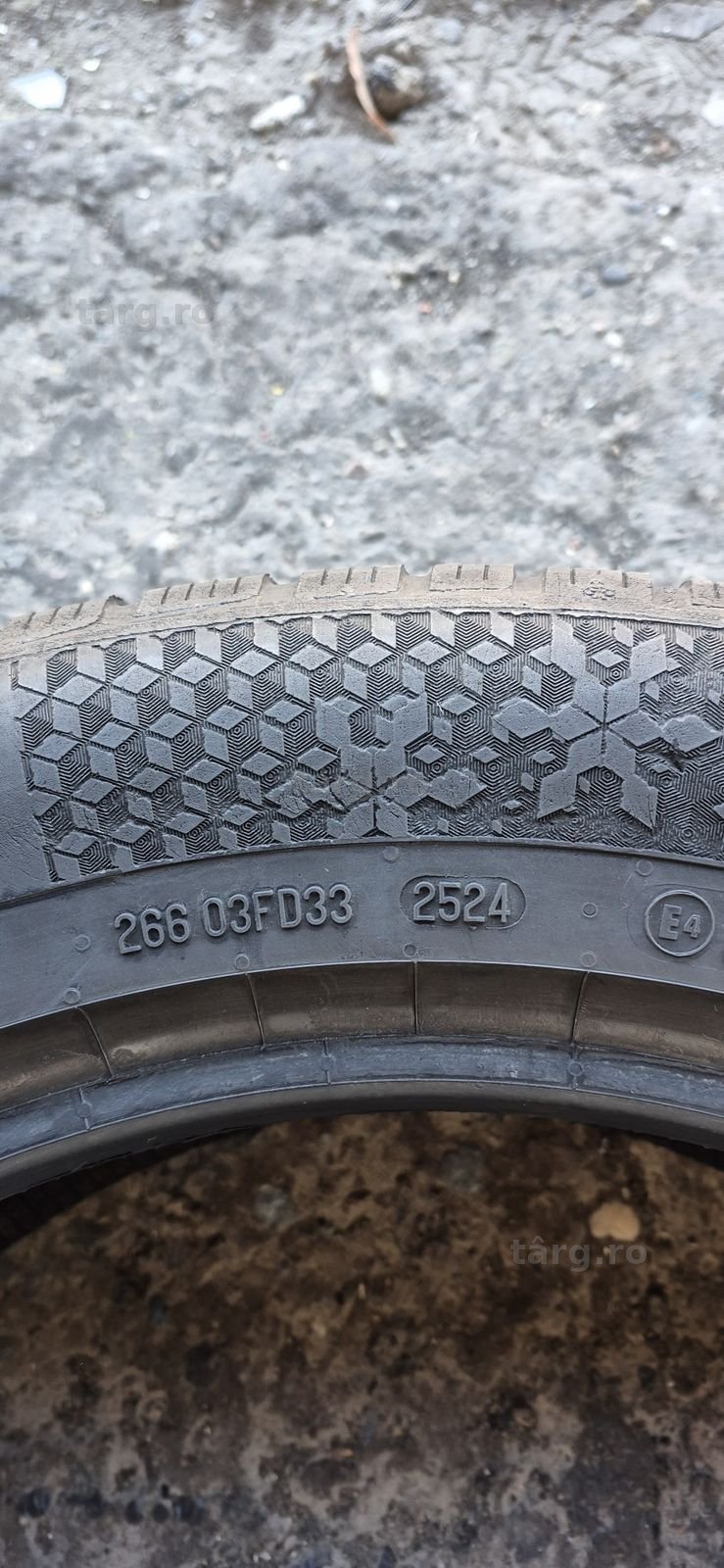 4 anvelope iarna Continental 255/50/19.Pretul este pe bucata. 8