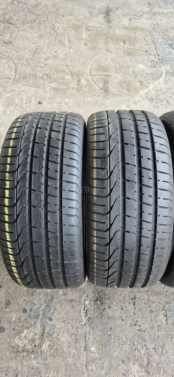 4 anvelope vara Pirelli 255/35/20,dot 2022-2024.Pretul este pe bucata 2