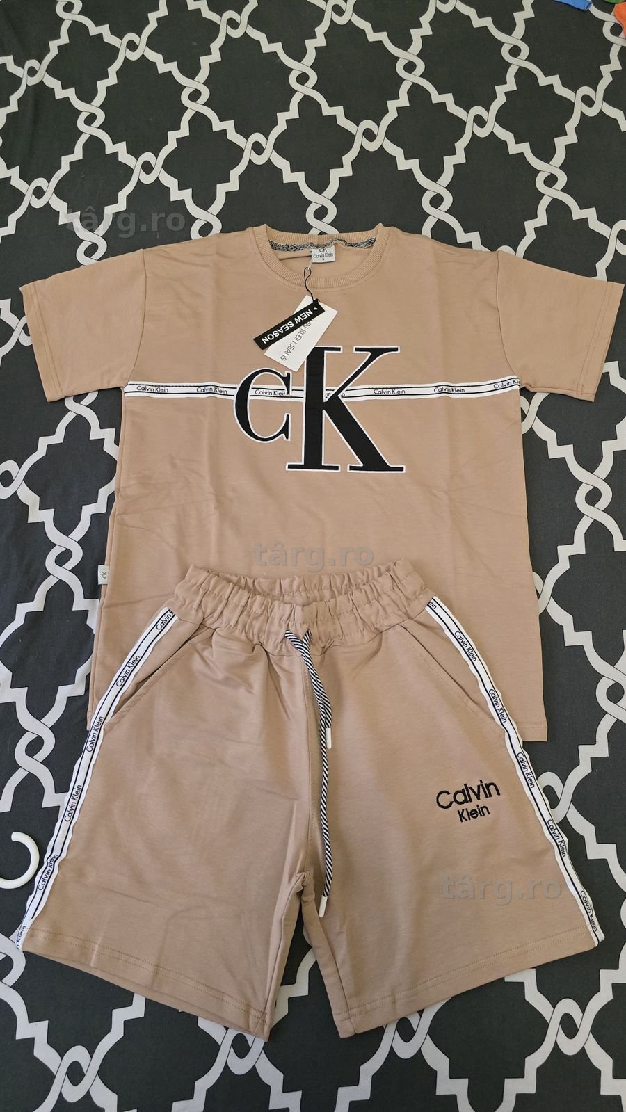 Trening Calvin Klein, nou