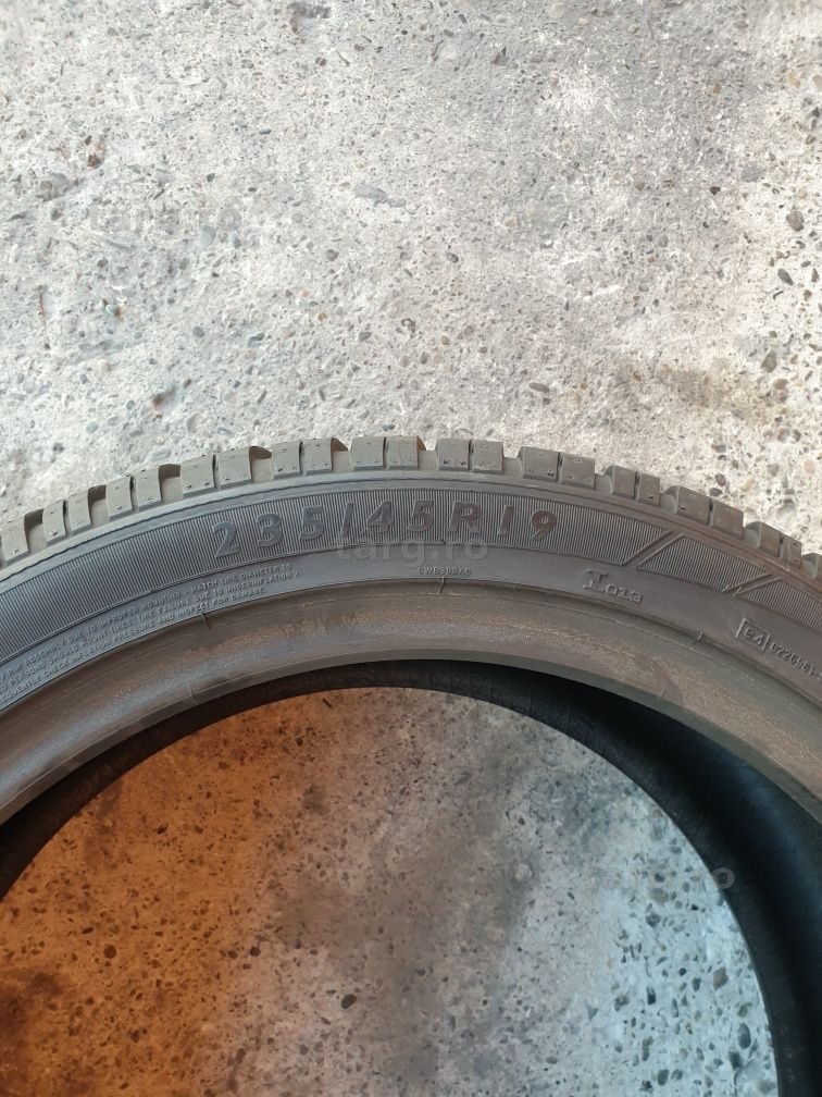 4 anvelope iarna DUNLOP 235/45/19 pret per bucata 3