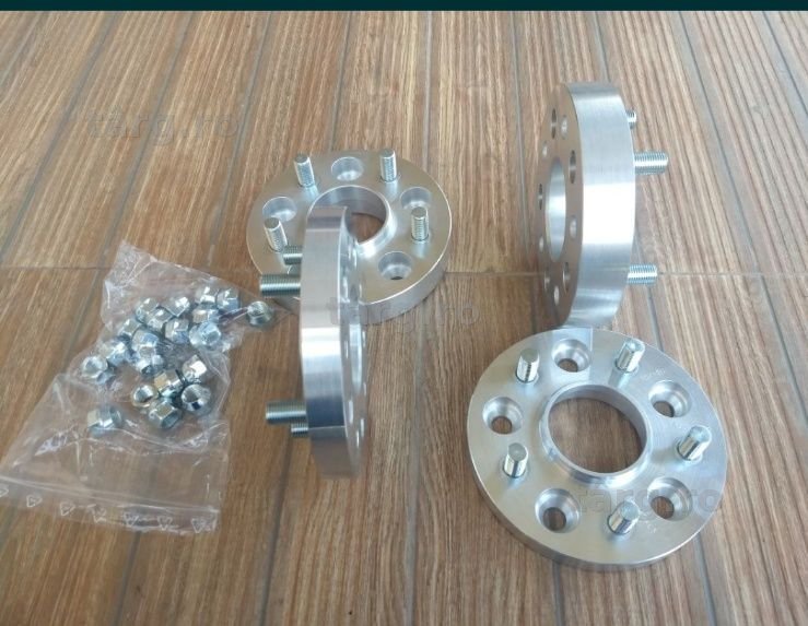 Flanse Distantiere Ford  5 x 108  grosime  20 mm -- 270 lei bucata