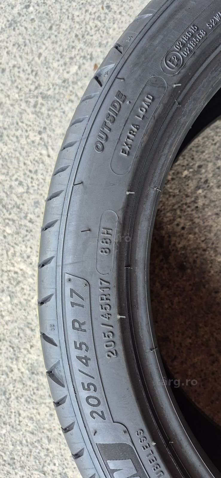 4 anvelope vara Michelin 205/45/17,dot 2020.Pretul este pe bucata. 7