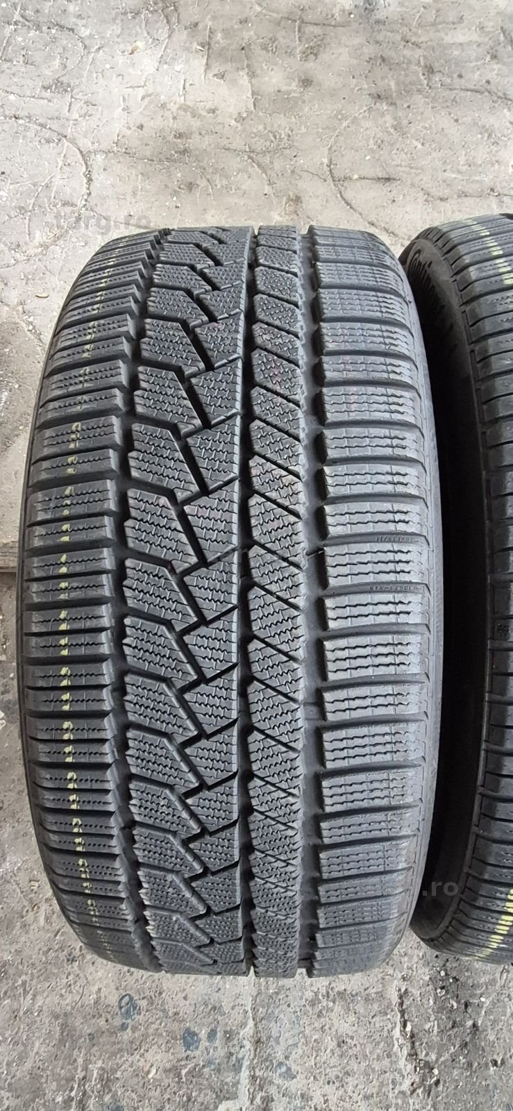 4 anvelope iarna Continental,fata 255/35/21,spate 305/30/21.Pret/buc. 2