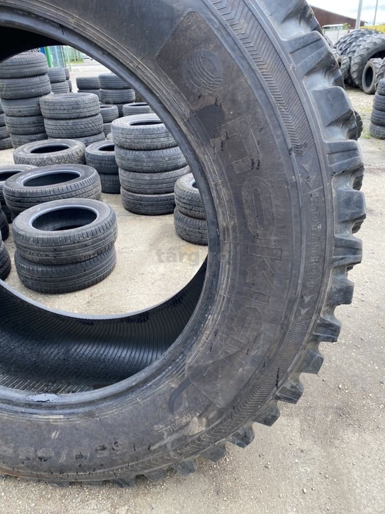 650/65r42 3